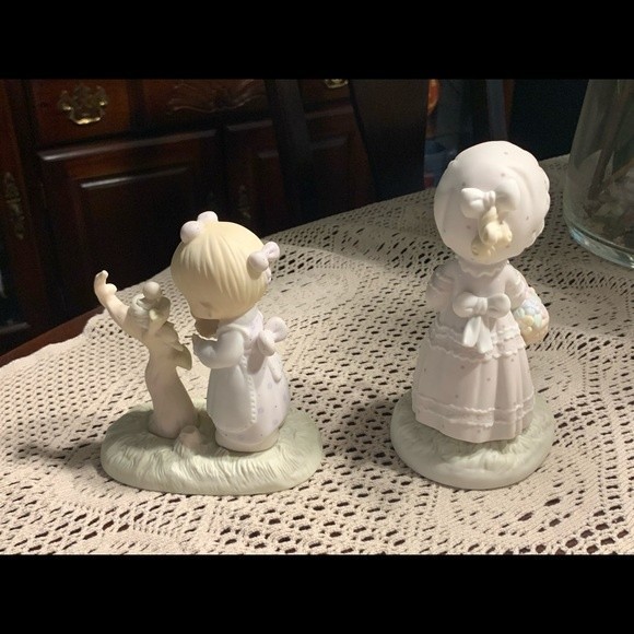 Precious Moments Figurines - Lot of 2 - Picture 2 of 4